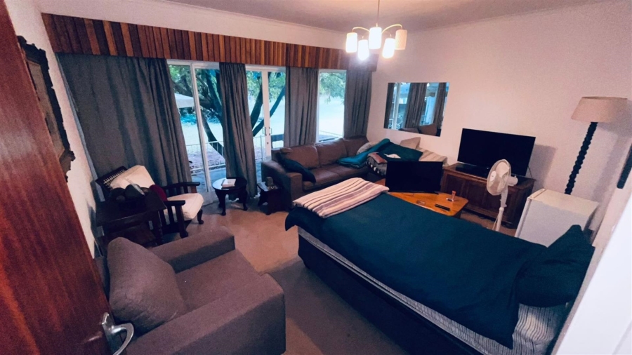 5 Bedroom Property for Sale in Lotusville Eastern Cape